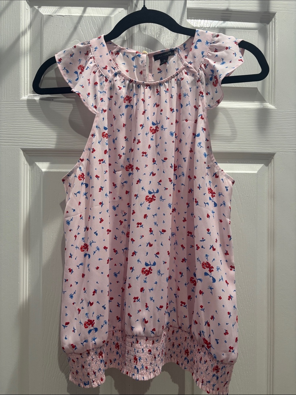 Ann Taylor Pink Floral Ruffle-Sleeve Smocked Hem Tank